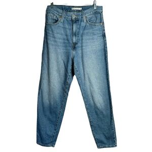 Levis Women’s High Waisted Mom Jeans Size 28 Cotton
